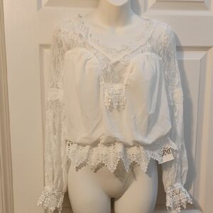 Chic White Lace Blouse for Women